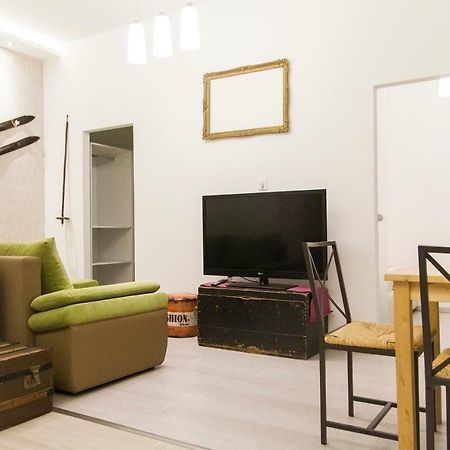 Cozy Apartment Boedapest Buitenkant foto